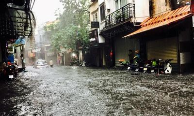 Dự báo thời tiết ngày 8/9: Bão số 9 suy yếu, Hà Nội mưa rào cả ngày