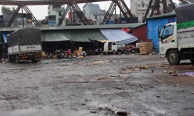 Hình ảnh hai chợ đầu mối ô nhiễm hàng đầu ở Hà Nội sắp phải di dời