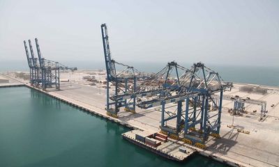 Trung Quốc chi hàng chục tỷ USD thâu tóm cảng biển khắp thế giới