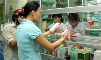 Chính phủ yêu cầu Bộ Y tế giảm từ 10 - 15% giá thuốc trong năm 2017