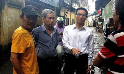 Phó Thủ tướng Vũ Đức Đam thị sát Hãng phim truyện Việt Nam