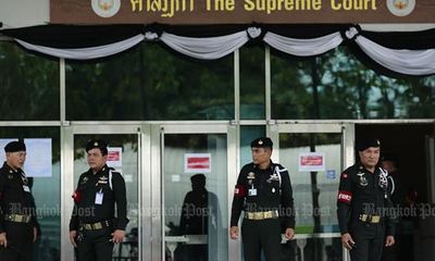3 cảnh sát Thái Lan bị nghi hỗ trợ bà Yingluck bỏ trốn
