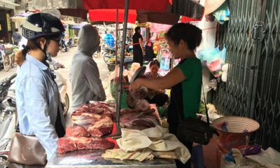 Hà Nội: Giá thực phẩm rục rịch tăng theo giá xăng