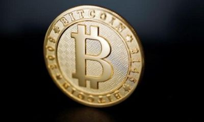 Nga cấm mua bán tiền ảo, giá Bitcoin giảm sâu xuống còn 4200 USD