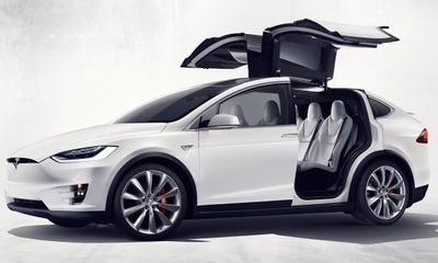 Hãng xe điện Tesla thu hồi 11.000 chiếc SUV Model X vì lỗi ghế sau