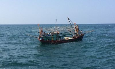 Kịp thời cứu tàu cá gặp nạn cùng 4 thuyền viên trên biển
