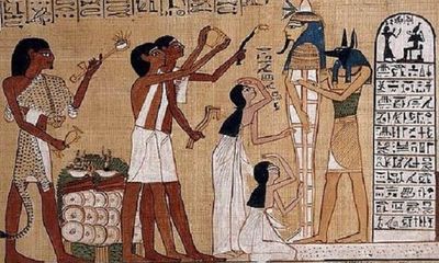 Bề tôi trung thành của các vị thần Ai Cập cổ đại