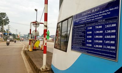 Lo ngại tài xế tiếp tục dùng tiền lẻ, trạm BOT Biên Hòa chưa thu phí trở lại