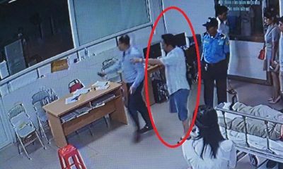 Vụ hành hung nữ bác sỹ trực cấp cứu: Khiển trách chủ tịch phường