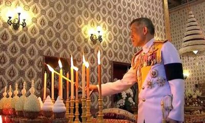 Hoàng gia Thái Lan cúng dường cầu phúc cho tro cốt cố vương Bhumibol Adulyadej