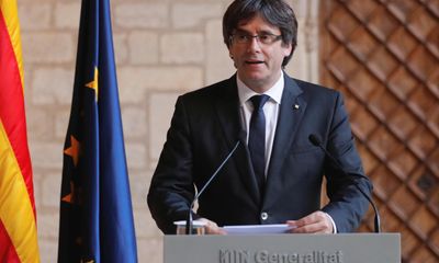 Tòa án Tây Ban Nha ra lệnh triệu tập cựu lãnh đạo Catalonia