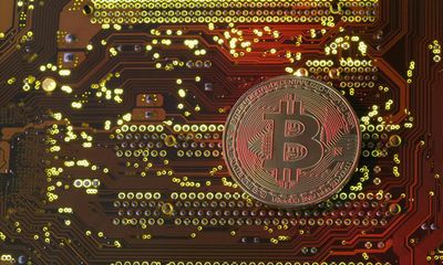 Bitcoin cán mốc 6.400 USD sau khi được “mở đường” vào phố Wall