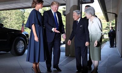 Tổng thống Mỹ Donald Trump diện kiến Nhật Hoàng Akihito