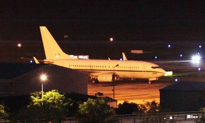 Máy bay C-17 và C-40 của đoàn Mỹ liên tiếp đáp xuống sân bay Đà Nẵng