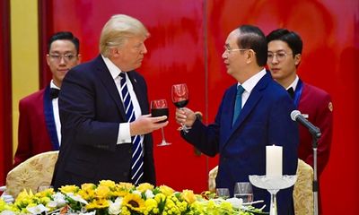 Tổng thống Trump dự tiệc chiêu đãi cấp Nhà nước Việt Nam
