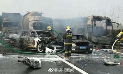 Video: 18 người thiệt mạng trong tai nạn liên hoàn trên cao tốc ở Trung Quốc