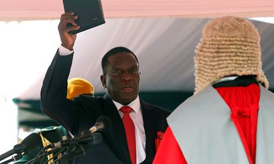 Ông Mnangagwa chính thức nhậm chức Tổng thống lâm thời Zimbabwe