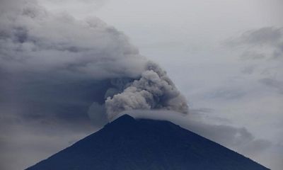 Indonesia mở lại sân bay quốc tế Bali sau 2 ngày đóng cửa vì núi lửa