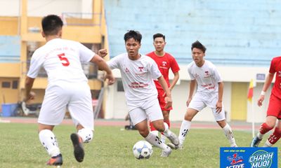 Trận chung kết nghẹt thở của Giải bóng đá học sinh Hà Nội tranh Cup Number 1 Active lần thứ 17