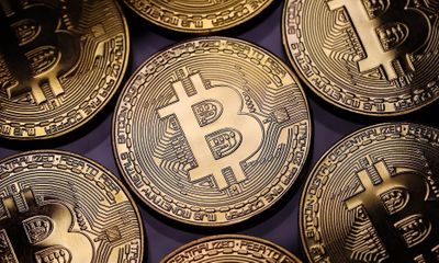 Giá bitcoin 9/12: Bitcoin giao dịch cầm chừng quanh mốc 16.500 USD sau khi tăng vọt