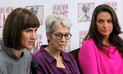 3 phụ nữ lên tiếng cáo buộc Tổng thống Trump quấy rối