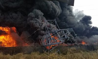 Vũng Tàu: Cháy lớn ở bãi phế liệu khiến toàn thành phố mất điện