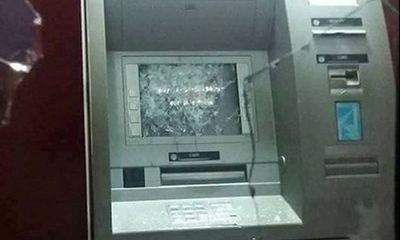 Băng nhóm người nước ngoài phá hàng loạt trụ ATM trộm gần 6 tỷ