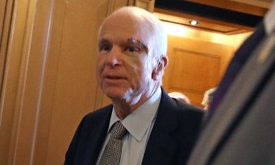 Sức khỏe Thượng nghị sĩ John McCain chuyển biến xấu