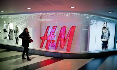 Zara khiến cổ phiếu H&M lao xuống đáy 16 năm