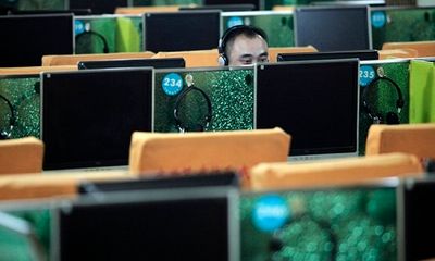 Trung Quốc đóng cửa 13.000 trang web, tăng cường giám sát không gian mạng