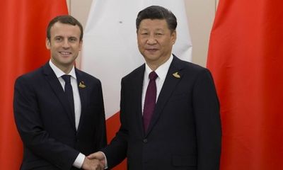 Tổng thống Pháp học tiếng Trung “gây sốt”