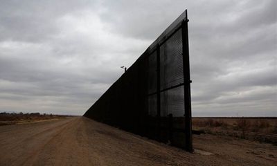 Mexico khẳng định không bao giờ trả phí xây tường biên giới cho ông Trump