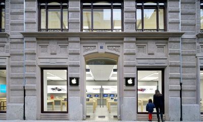 Pin iPhone lại phát nổ tại hai cửa hàng Apple Store