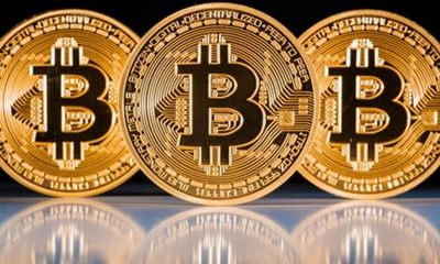 Giá Bitcoin hôm nay 18/1: Bitcoin tiếp tục “bay” mất 800 USD