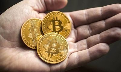 Giá Bitcoin hôm nay 19/1: Bitcoin giảm thêm 500 USD, khó lòng hồi phục