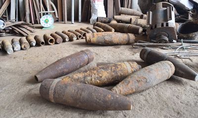 Phát hiện hàng chục vỏ đạn pháo tại cơ sở mua bán phế liệu