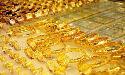 Giá vàng hôm nay 30/1: Vàng SJC tụt khỏi đỉnh cao giảm 150 nghìn đồng/lượng