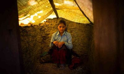 Hủ tục buộc phụ nữ ngủ lều trong 'ngày ấy' lại hoành hành tại Nepal