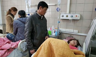 Uống rượu cổ vũ U23 Việt Nam, quý ông hỏng tuỵ, gan to nhập viện cấp cứu