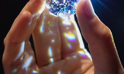 Chuẩn bị đấu giá viên kim cương trắng thuần khiết lớn nhất thế giới