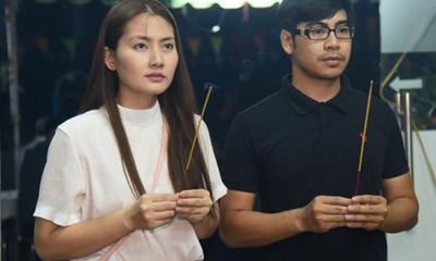 Người thân, đồng nghiệp nghẹn ngào tiễn đưa nghệ sĩ Nguyễn Hậu