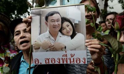Cựu thủ tướng Thái Lan Thaksin cùng em gái Yingluck xuất hiện tại Singapore