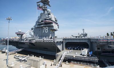 Uy lực khét tiếng của Tàu sân bay USS Carl Vinson