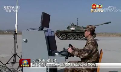 Trung Quốc công bố xe tăng không người lái đầu tiên trên thế giới