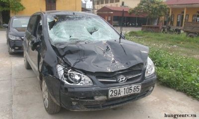 Xe ô tô của chủ tịch xã gây tai nạn chết người