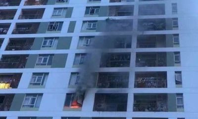 Cháy chung cư Parc Spring ở Sài Gòn: Hàng trăm cư dân vừa chạy vừa la khóc