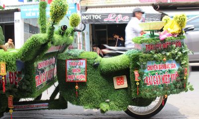 Xe trái cây có wifi, nhạc bolero độc nhất vô nhị ở Sài Gòn