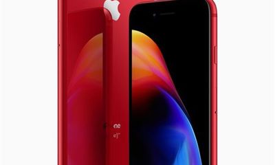 iPhone 8/8 Plus màu đỏ có giá khoảng 25 triệu đồng