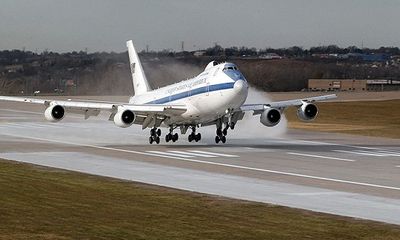 Máy bay 'Ngày tận thế' Mỹ cất cánh sau khi Trump dọa tấn công Syria