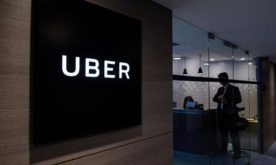Singapore yêu cầu Grab cho Uber tiếp tục vận hành thêm 3 tuần nữa 